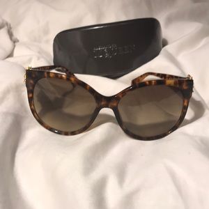 Alexander McQueen tortoiseshell sunglasses